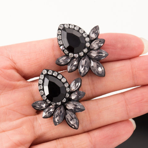 2016 New Women's Fashion Earrings Rhinestone Gray/Pink Glass Black Resin Sweet Metal with Gems Ear Stud Earrings For Women Girls